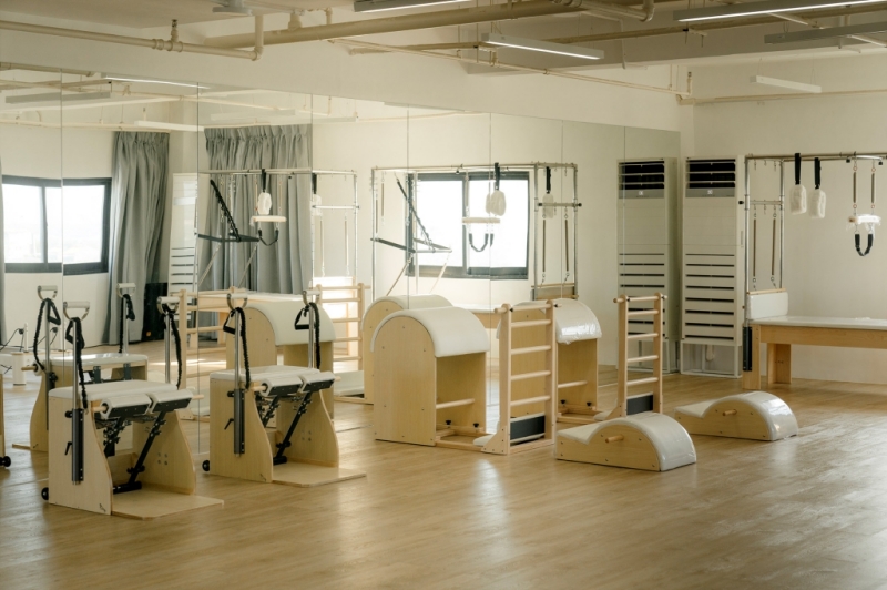 フィリピン留学 Cebu21 - CIA-YOGA, PILATES ROOM-2